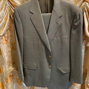 Men’s suit